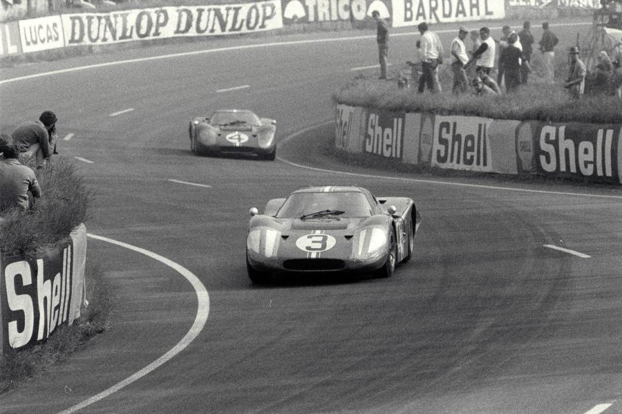  Ford GT40 (Mk IV) 1967 года  (фото 18 из 81)